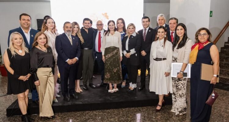 reconocimiento al alcalde Alberto Granados