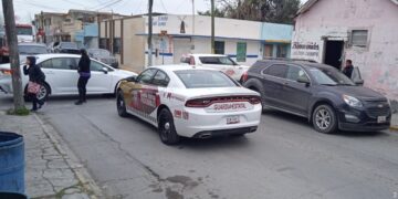 señal de alto en cruce de Matamoros