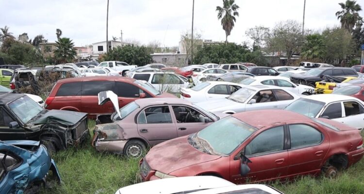 vehículos abandonados en Matamoros