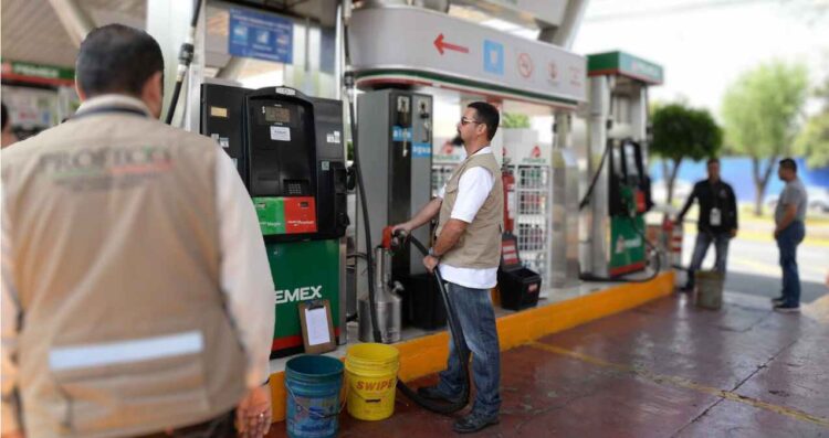 gasolinería barata Monterrey