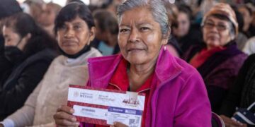 ¿Quiénes pueden inscribirse a la Pensión Mujeres Bienestar 2025?
