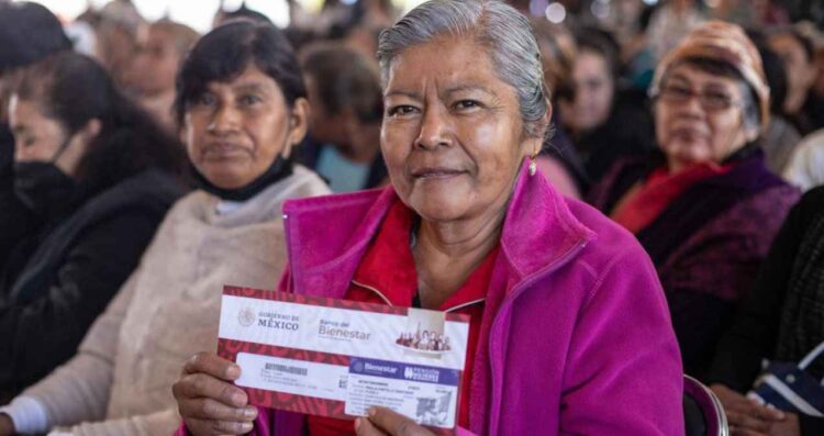 ¿Quiénes pueden inscribirse a la Pensión Mujeres Bienestar 2025?