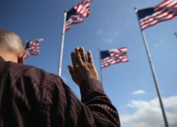 ¿Quiénes pueden perder la ciudadanía estadounidense en 2025?