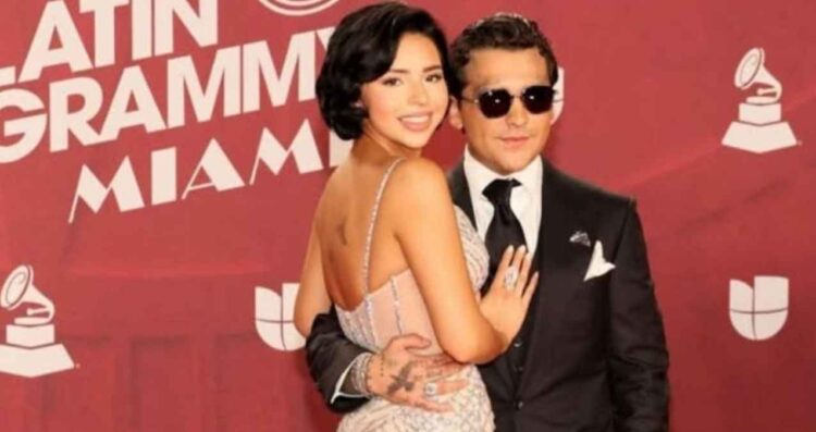 ¿Son estas rosas rojas para Ángela Aguilar Christian Nodal sorprende con un fabuloso ramo