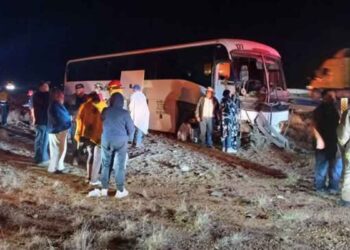 Accidente en la carretera a Nuevo Laredo, Tamaulipas deja 15 heridos tras choque de autobús