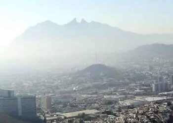 Activan contingencia ambiental en Nuevo León por polvo en el aire
