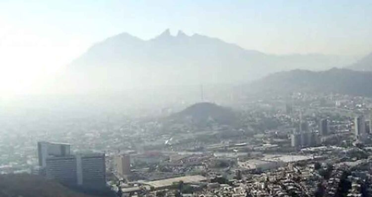 Activan contingencia ambiental en Nuevo León por polvo en el aire