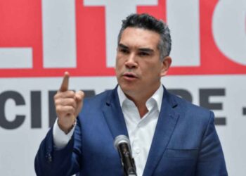 Alejandro Moreno se defiende y lanza mensaje a sus detractores