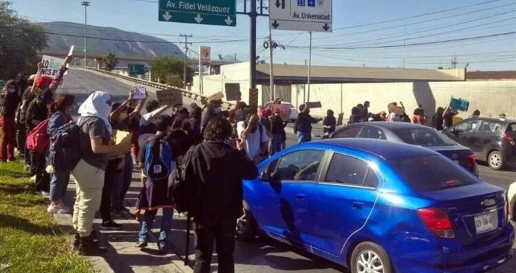 Así se manifestaron por contaminación en Nuevo León 