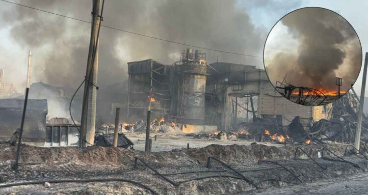Así se observa el incendio de fábricas en García, Nuevo León