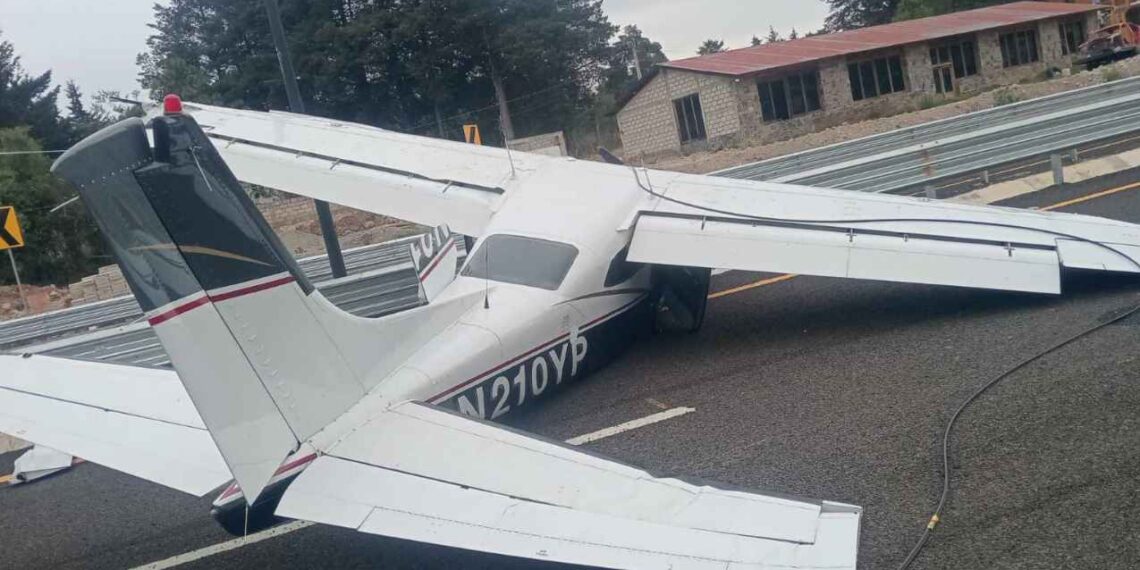 Avioneta aterriza Monte–Huasca