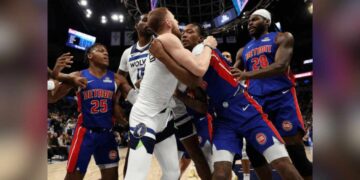 NFL: Partido entre Timberwolves y Pistons se convierte en batalla