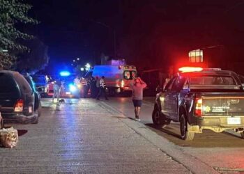 Choque frontal entre motocicletas deja dos heridos en Juárez, Nuevo León