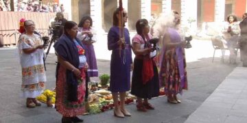 Claudia Sheinbaum encabeza evento conmemorativo por el Día Internacional de la Mujer