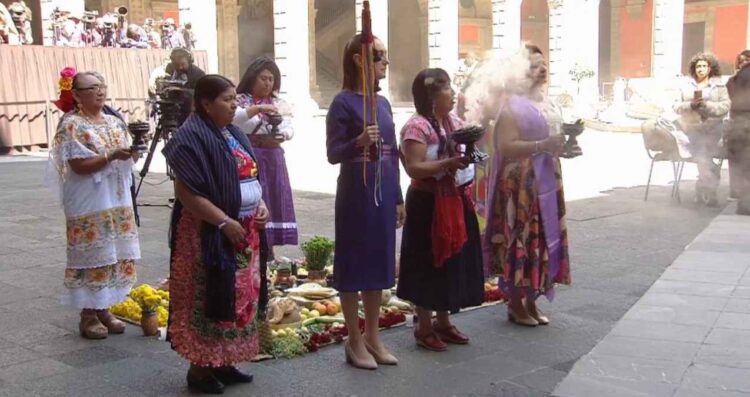Claudia Sheinbaum encabeza evento conmemorativo por el Día Internacional de la Mujer