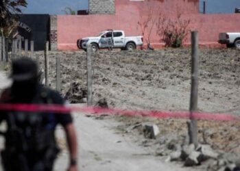 Colectivo afirma hallazgo de tres crematorios en Teuchitlán; Fiscalía de Jalisco niega que existan indicios