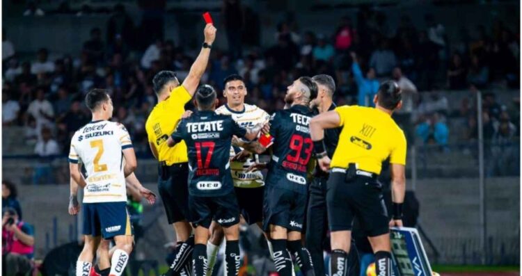 Pumas arbitraje Monterrey