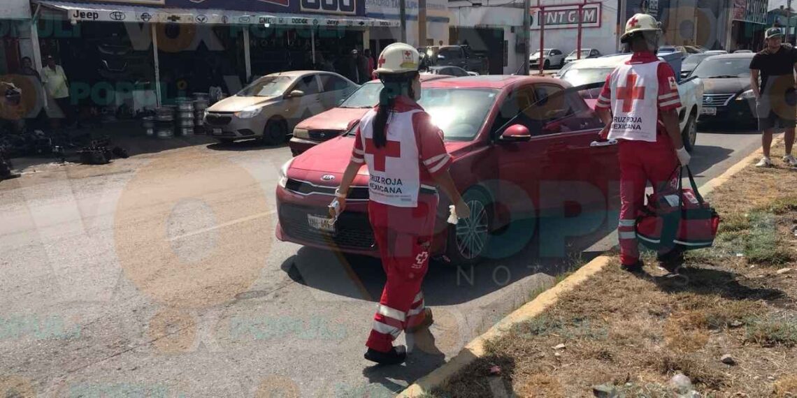 Conductor distraído provoca choque con heridos en Ciudad Victoria