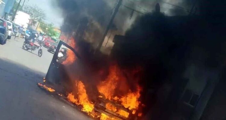 Conductor incendio Monterrey