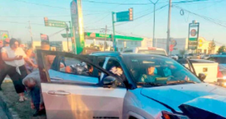 Crisis convulsiva causa accidente en Nuevo Laredo, Tamaulipas