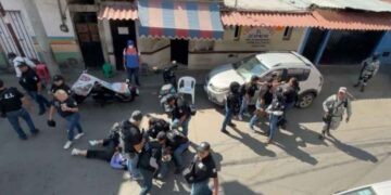 Denuncian detención violenta de periodista en Oaxaca