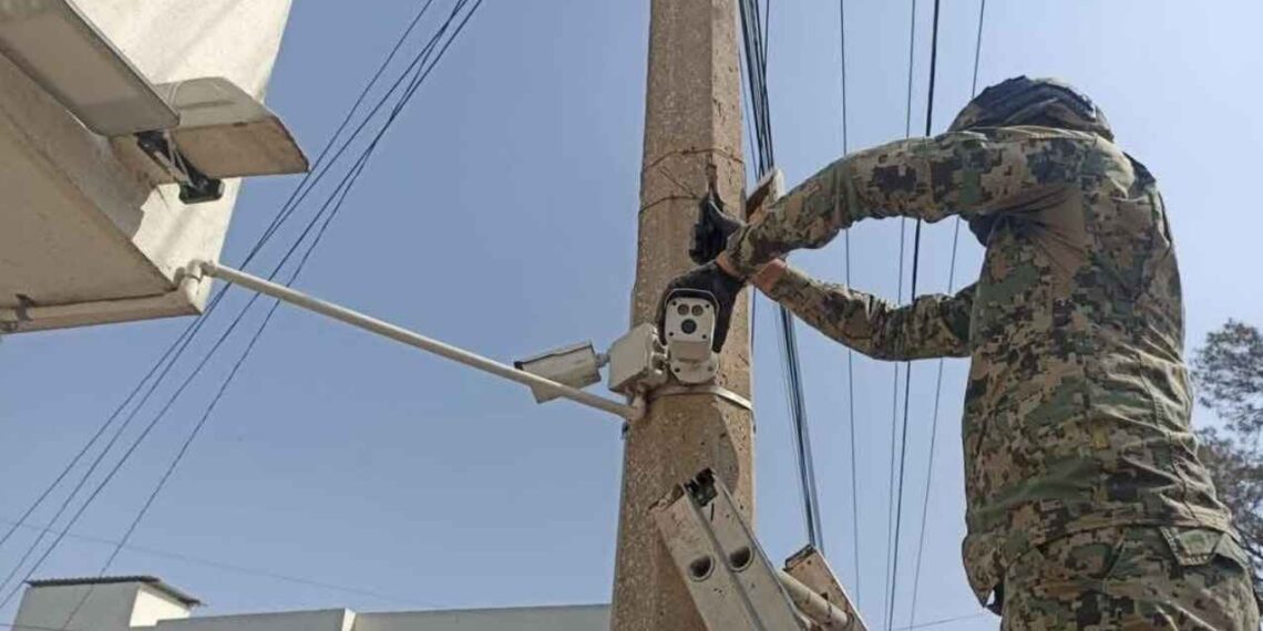 Desmantelan cámaras de videovigilancia irregulares en Tamaulipas con apoyo de la Secretaría de Marina