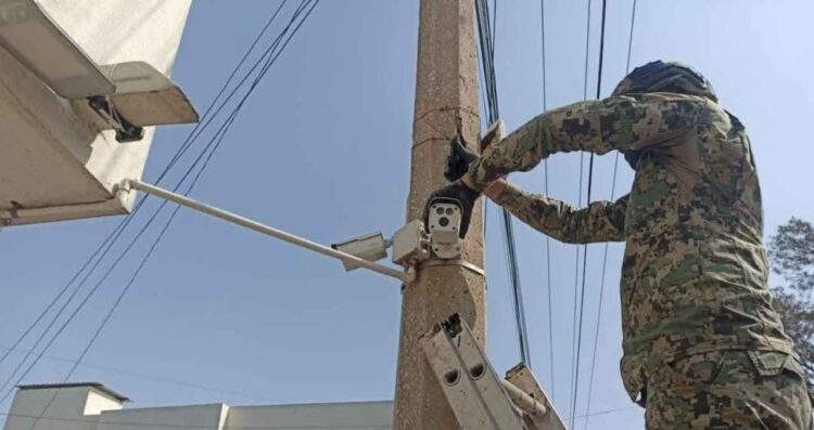 Desmantelan cámaras de videovigilancia irregulares en Tamaulipas con apoyo de la Secretaría de Marina