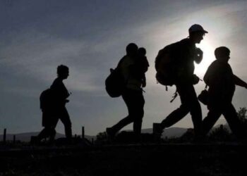 Detención de migrantes en la frontera sur de Estados Unidos disminuye un 94% en febrero: CBP