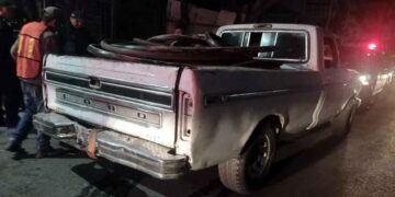 Detienen a 2 hombres por robar cable telefónico en Guadalupe, Nuevo León