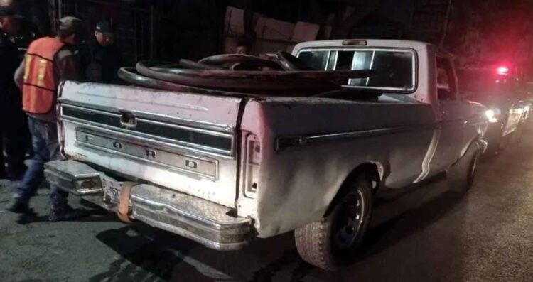 Detienen a 2 hombres por robar cable telefónico en Guadalupe, Nuevo León