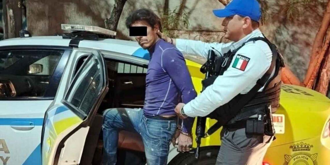 Detienen a hombre por robo de material en obra en Monterrey, Nuevo León