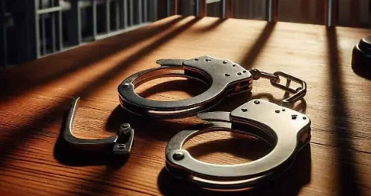 Detienen a mujer que asaltó a repartidor en Xochimilco