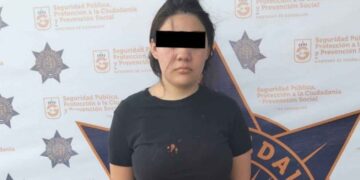 Detienen a una mujer en Guadalupe, Nuevo León, por agredir a sus hermanos