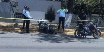 Dos motociclistas México-Texcoco