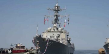buque de guerra USS Gravely