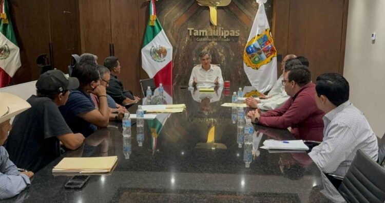 “Estoy del lado de ustedes” Américo Villarreal a representantes ejidales de Llera, Tamaulipas