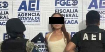 Exalcaldesa de Santa María Huazolotitlán es detenida en Oaxaca por tráfico de permisos