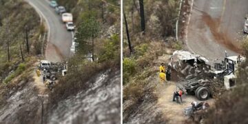Fiscalía entregó 11 cuerpos de familia que murió en volcadura en Santiago ¿Por qué retienen al último?