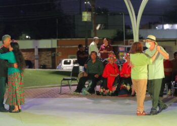 Folklor y danza Nuevo Laredo