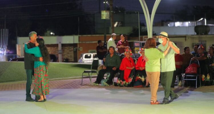 Folklor y danza Nuevo Laredo
