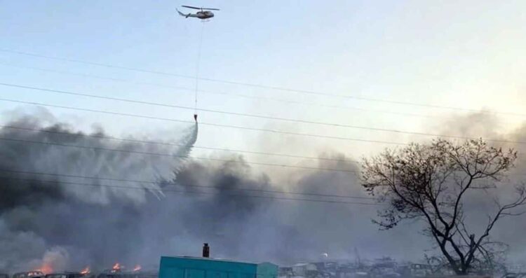 Fuego corralón afecta tarimera