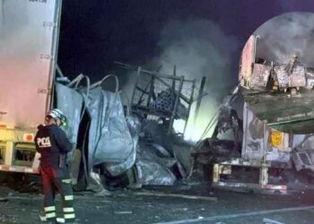 García, Nuevo León: Fuerte choque e incendio de tráileres en la Carretera a Saltillo deja una persona sin vida