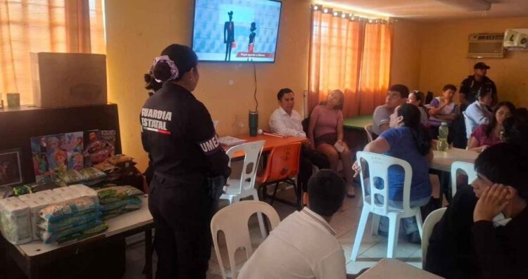 Guardia Estatal de Género promueve la educación inclusiva en plantel de Ciudad Madero