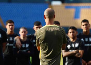 Guido Pizarro debuta como DT de Tigres con Angulo de capitán