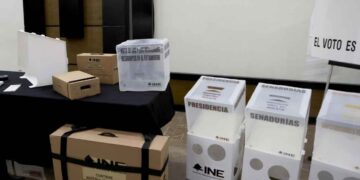 INE licitación material