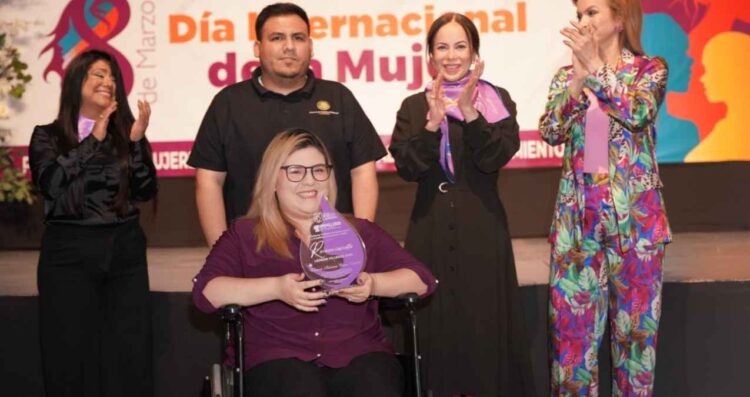 INMUJER entrega reconocimientos Leonor Villegas a mujeres que han dejado huella en la historia de Nuevo Laredo