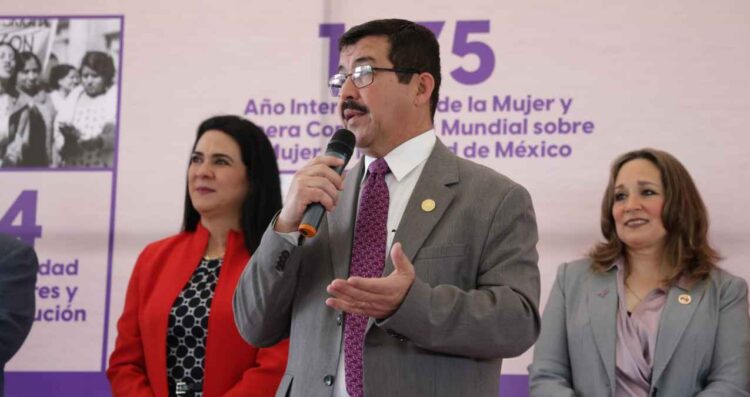 Impulsa la UAT más espacios para el desarrollo de la mujer