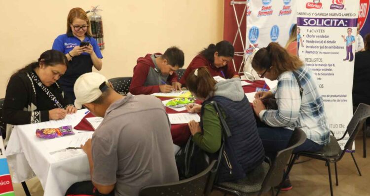 Impulsan Gobierno estatal y de Nuevo Laredo igualdad de oportunidades con Feria del Empleo para Mujeres