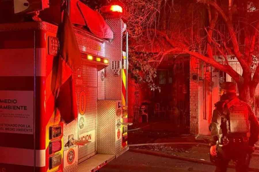 Incendio en una vivienda de Monterrey provoca la evacuación de una familia en la colonia Pío X