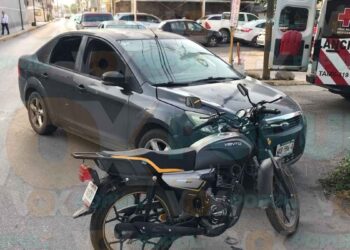 Joven motociclista lesionado tras ignorar señal de alto en Ciudad Victoria